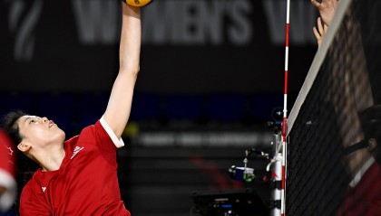 （体育）排球——女排世锦赛：中国队进行赛前训练