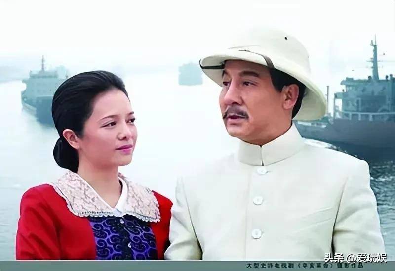 本是央视一姐，毁在了不知自己几斤几两几钱，转行拍戏，如今怎样