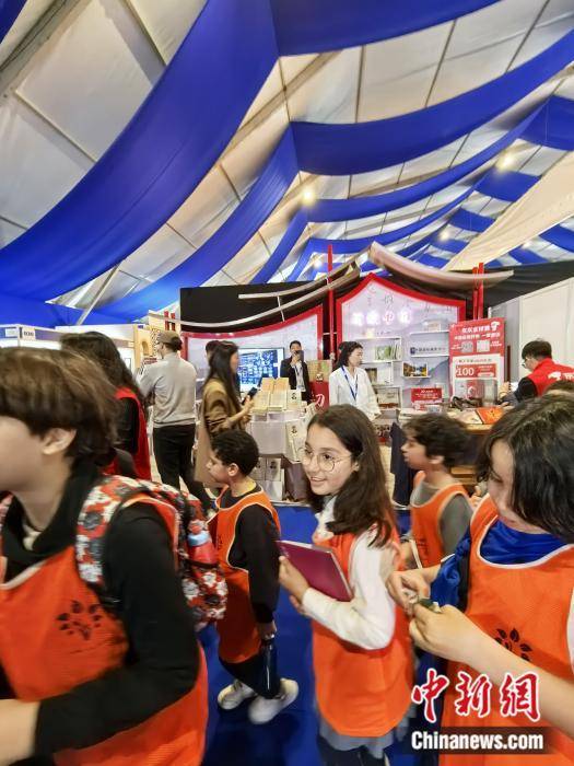 中国出版社参加拉巴特国际书展：以书为媒 开展中非人文交流创新合作