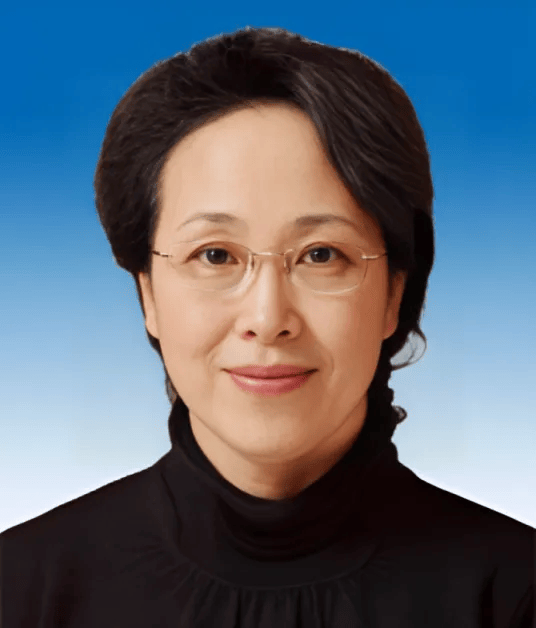 郝国昆，辞去副部级职务